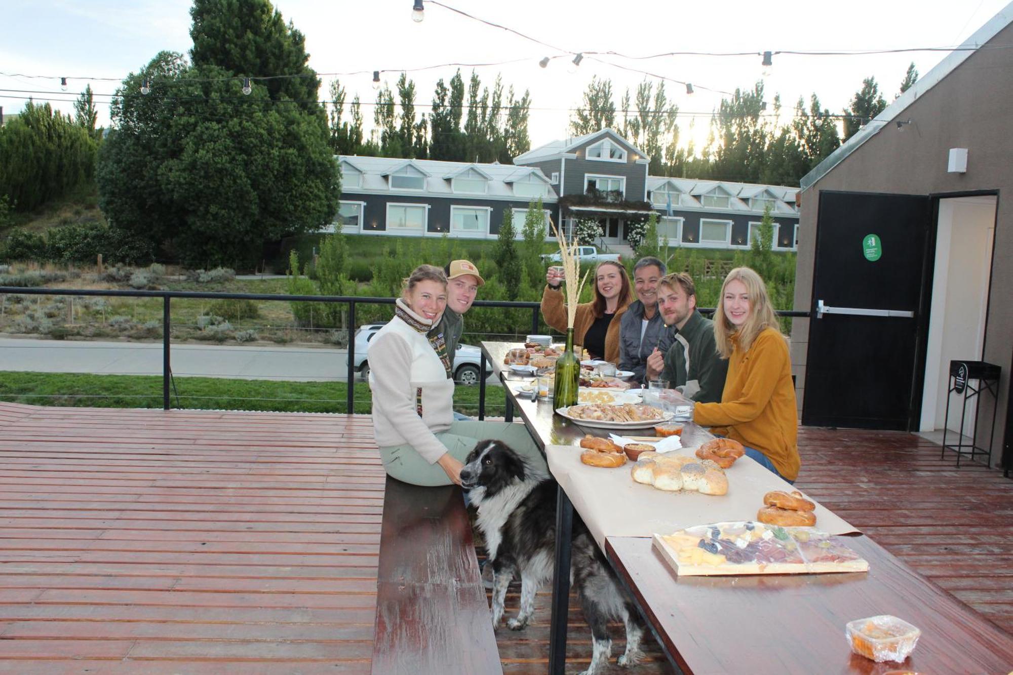 Viajero Calafate Hostel 埃尔卡拉法特 外观 照片